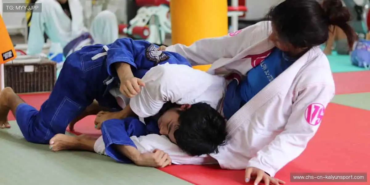 👕限量潮品，实力见证！用细节诠释你对体育的极致追求！